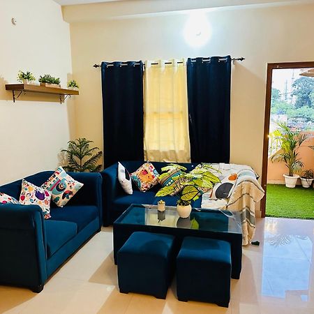 Zoomstay - 3Bhk Apartments 바라나시 외부 사진