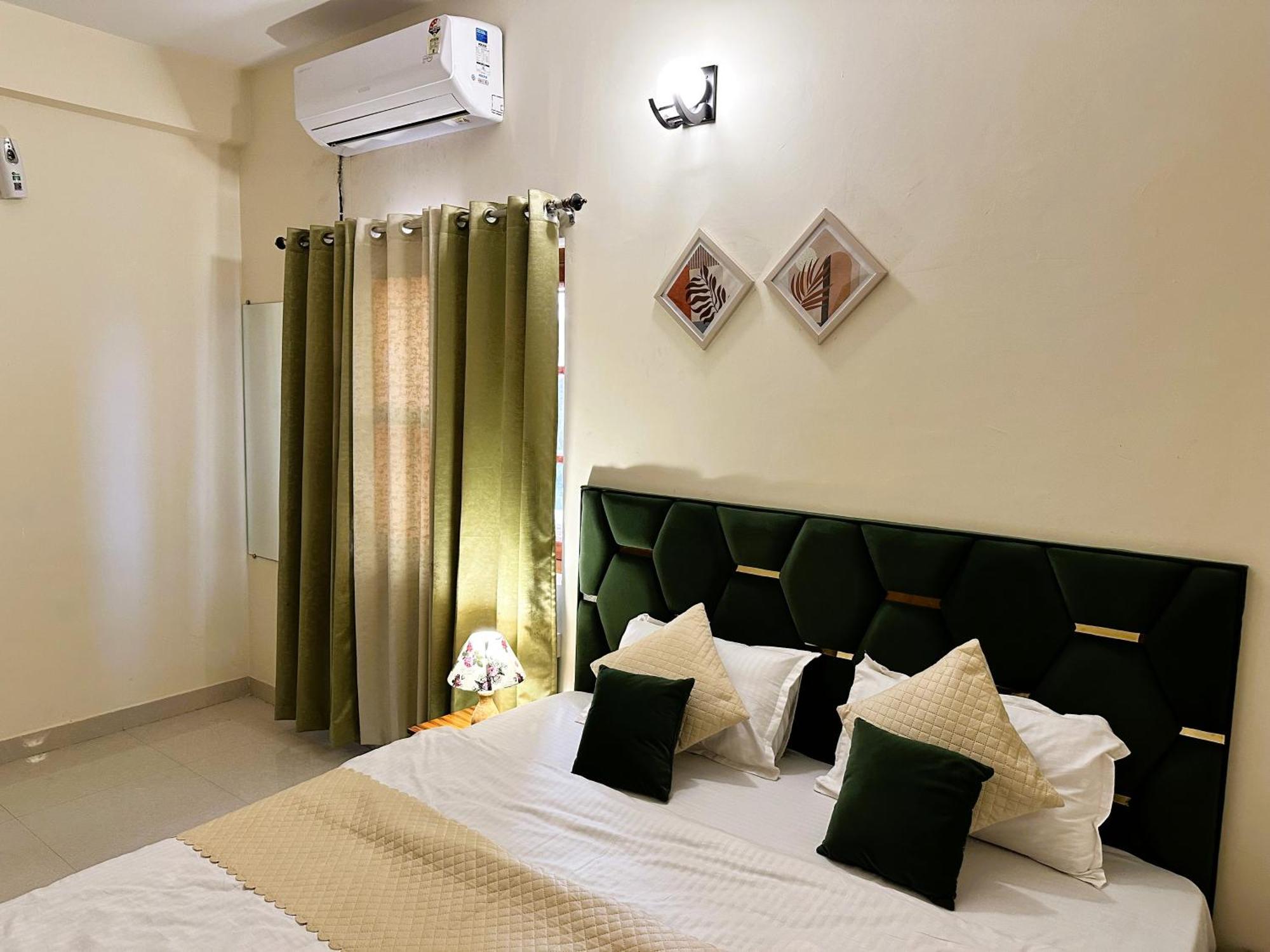 Zoomstay - 3Bhk Apartments 바라나시 외부 사진