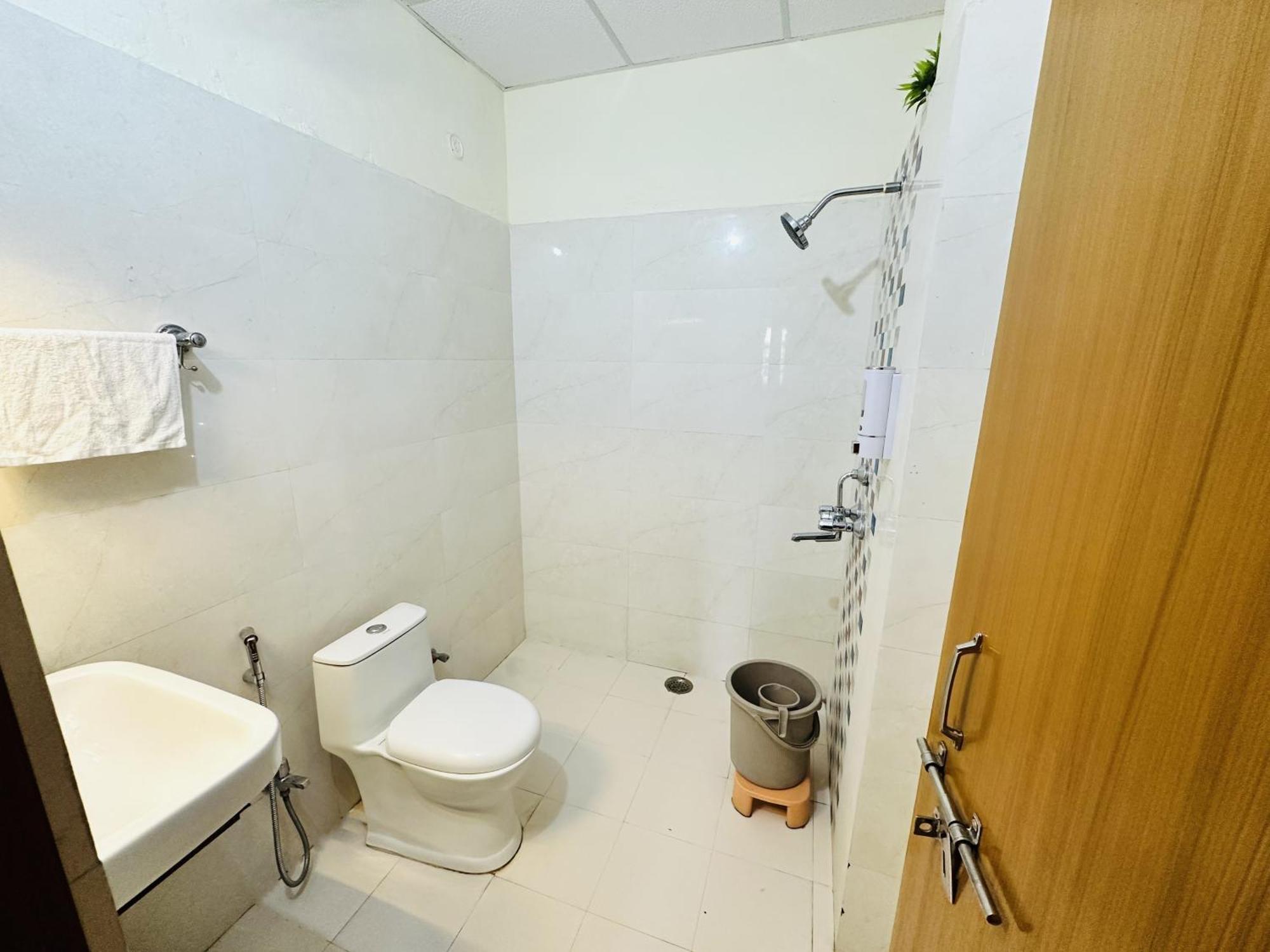 Zoomstay - 3Bhk Apartments 바라나시 외부 사진