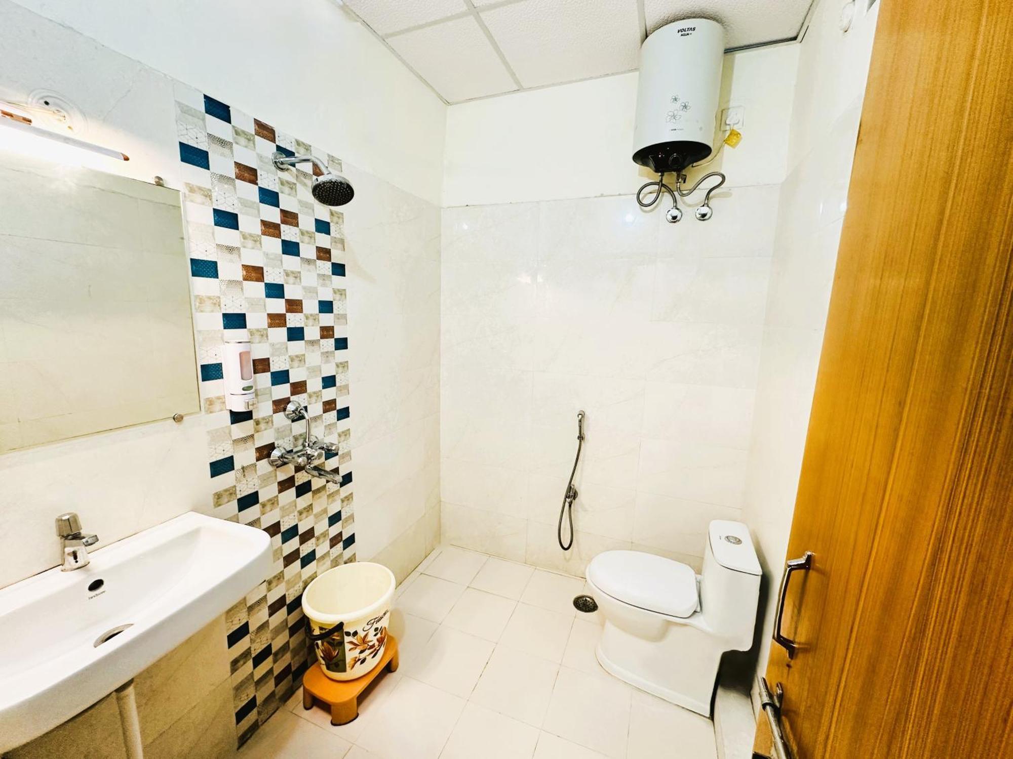 Zoomstay - 3Bhk Apartments 바라나시 외부 사진